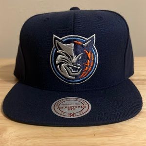 Vintage Mitchell and Ness Charlotte Bobcats snapback